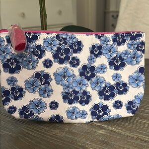 Estée Lauder Floral Blue and White Cosmetic Bag